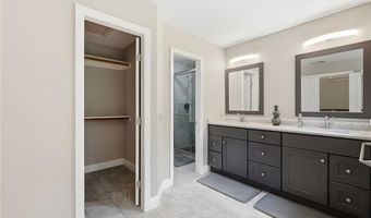 3 Connor Ln, Barrington, RI 02806