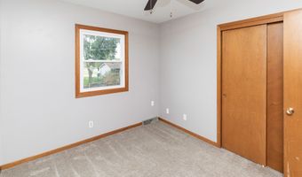 1101 SE Innsbruck Dr, Ankeny, IA 50021