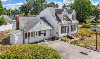 14 Plummer Rd, Bedford, NH 03110