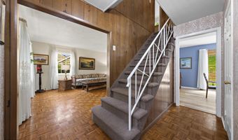 150 Idlebrook Ln, Aberdeen, NJ 07747