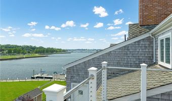 31 Coddington Wharf 24, Newport, RI 02840