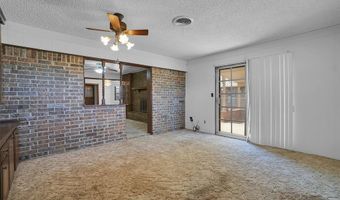 2524 N Robin St, Altus, OK 73521