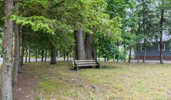 1 Oak Dr, Absecon, NJ 08201