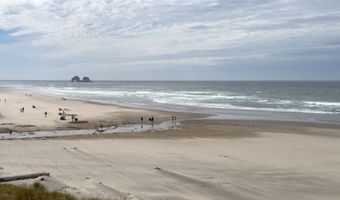 168 N PACIFIC St, Rockaway Beach, OR 97136