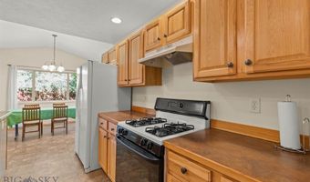 87 Clinton Ln, Belgrade, MT 59714