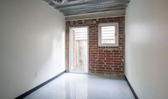 15 BURBANK Dr 4, Atlanta, GA 30314