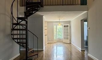 3050 S BUCHANAN St C2, Arlington, VA 22206