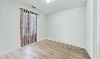 5703 Newnan, Austell, GA 30106