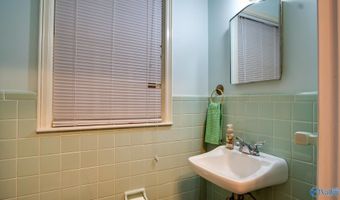 616 E Main St, Albertville, AL 35950