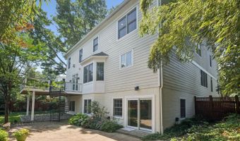 6111 DUNLEER Ct, Bethesda, MD 20817