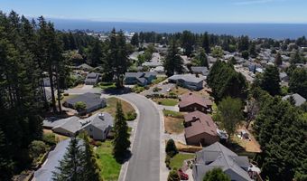 936 HELEN Ln, Brookings, OR 97415