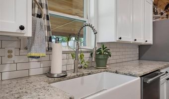5916 Cornell Dr, Bartlesville, OK 74006