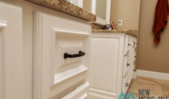 1709 W Riverside Dr, Carlsbad, NM 88220