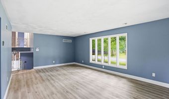 826 Yorkshire Rd, Anderson, IN 46012