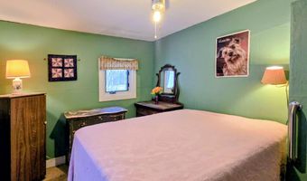 372 River Rd, Avon, ME 04966