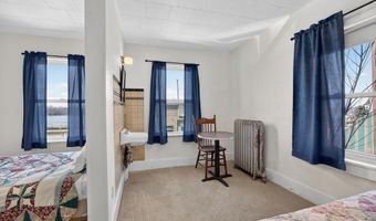 201 N Main St, Alma, WI 54610