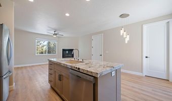 187 E Christie Ln, Central, UT 84722