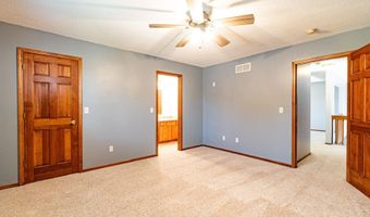 306 Rathert Ct, Auburn, IN 46706