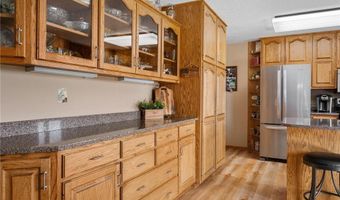1605 22nd Ave SW, Austin, MN 55912