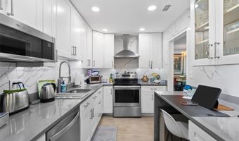 9111 E Bay Harbor Dr 4C, Bay Harbor Islands, FL 33154