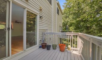10 Valley Run Dr 10, Cromwell, CT 06416