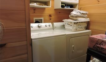 103 Chucks Ln, Bakersville, NC 28705