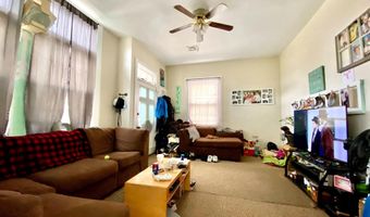 8 COMMONWEALTH Ave, Claymont, DE 19703