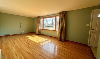 62 Grace Ave, Amherst, NY 14226