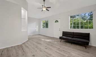 39477 N Hickory Ave, Antioch, IL 60002