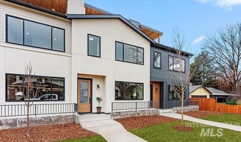 3443 N 33rd St Middle Unit, Boise, ID 83703