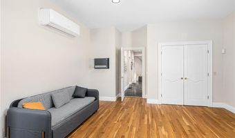 35 River Run, East Greenwich, RI 02818