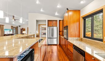 1030 KUKUAU St, Hilo, HI 96720
