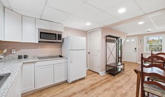 547- A KING, Basye, VA 22810