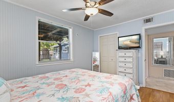 310 MAGNOLIA St, Atlantic Beach, FL 32233