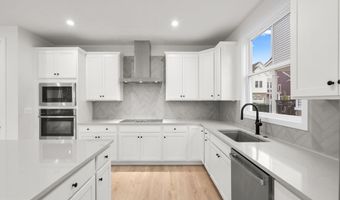 25648 RED CHERRY Dr, Aldie, VA 20105