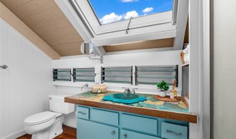 592 Kaimalino St, Kailua, HI 96734