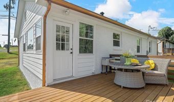 2633 N Sharon Amity Rd, Charlotte, NC 28205