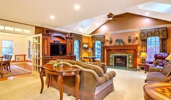 45 Burns Way, East Greenwich, RI 02818