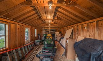 109 Golf Course Rd, Amsterdam, NY 12010