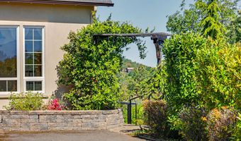 1678 Ashland Mine Rd, Ashland, OR 97520