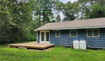 35 Sylvan St, Avon, CT 06001