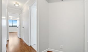 5904 MOUNT EAGLE Dr 718, Alexandria, VA 22303