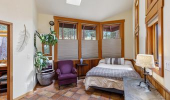 63220 Johnson Rd, Bend, OR 97703