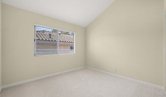 405 S Laureltree Dr, Anaheim, CA 92808