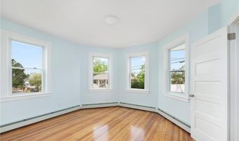 87 Lyman Ave, North Providence, RI 02911