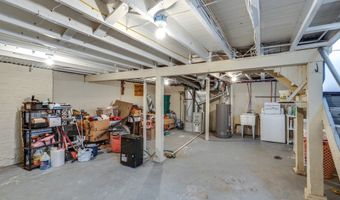 77 Devonshire Dr, Akron, OH 44312