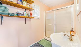 127 Jonestown Rd, Asheville, NC 28804