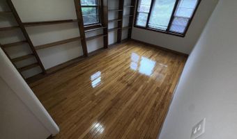 9412 HOLLAND Ct, Bethesda, MD 20814