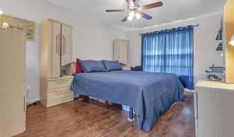 78 Dolphin Cir E, Bayville, NJ 08721
