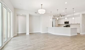 2973 BREEZY Mdws, Clearwater, FL 33760
